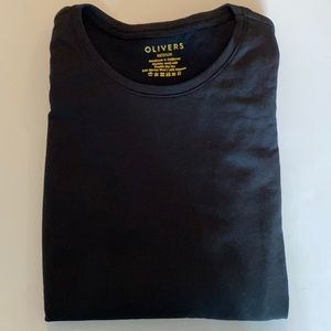 Oliver’s long-sleeve thermal base layer